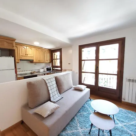 Bpirineos-parque Tilos 1 Apartament *